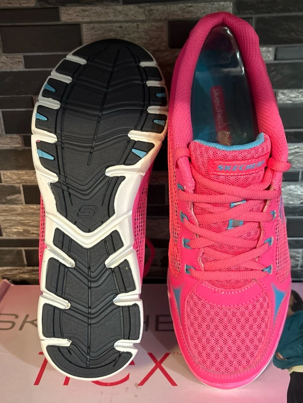 Skechers lightweight breathable